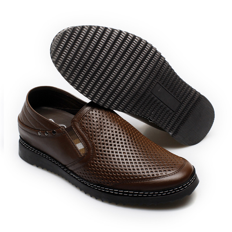 男士内增高鞋 凉鞋 内增高5.5CM 棕色 商品货号：227A01-1【何金昌】