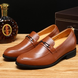 【乐昂】「特价299元」雕花绅士皮鞋隐形增高7厘米时尚棕
